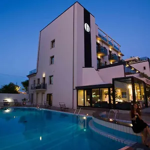 4* Отель Ferretti